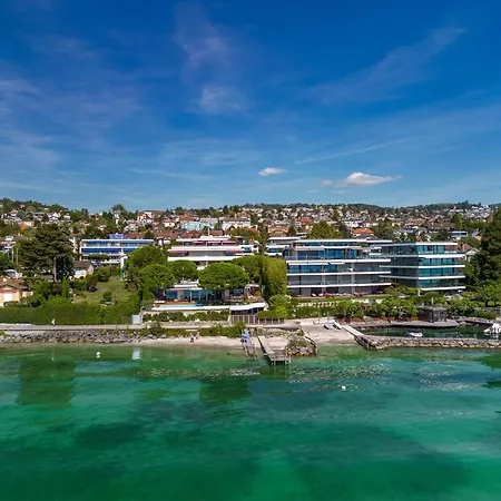 Lausanne Area Luxurious 4-bedroom On The By Guestlee Pully