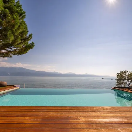 Lausanne Area Luxurious 4-bedroom On The By Guestlee 别墅 Pully