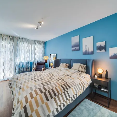 别墅 Lausanne Area Luxurious 4-bedroom On The By Guestlee Pully