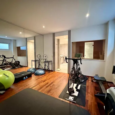 别墅 Lausanne Area Luxurious 4-bedroom On The By Guestlee Pully