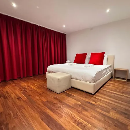 Lausanne Area Luxurious 4-bedroom On The By Guestlee