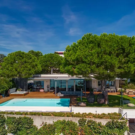 فيلة Lausanne Area Luxurious 4-bedroom On The By Guestlee
